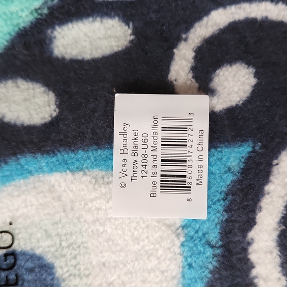 Vera Bradley Throw Blanket - Picture 3 of 5